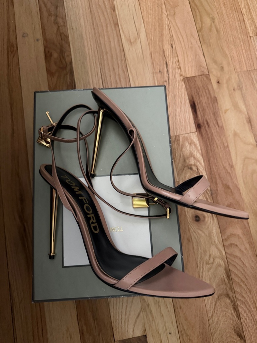 Tom Ford Blush Pink Leather Stiletto Sandals with Gold Heel - Picture 3 of 4